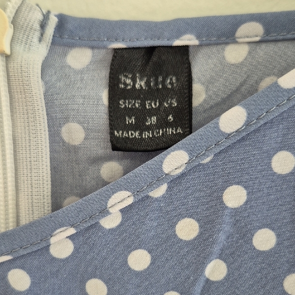 Women Button-Down Dress - Blue, Size M - Picture 2 of 13